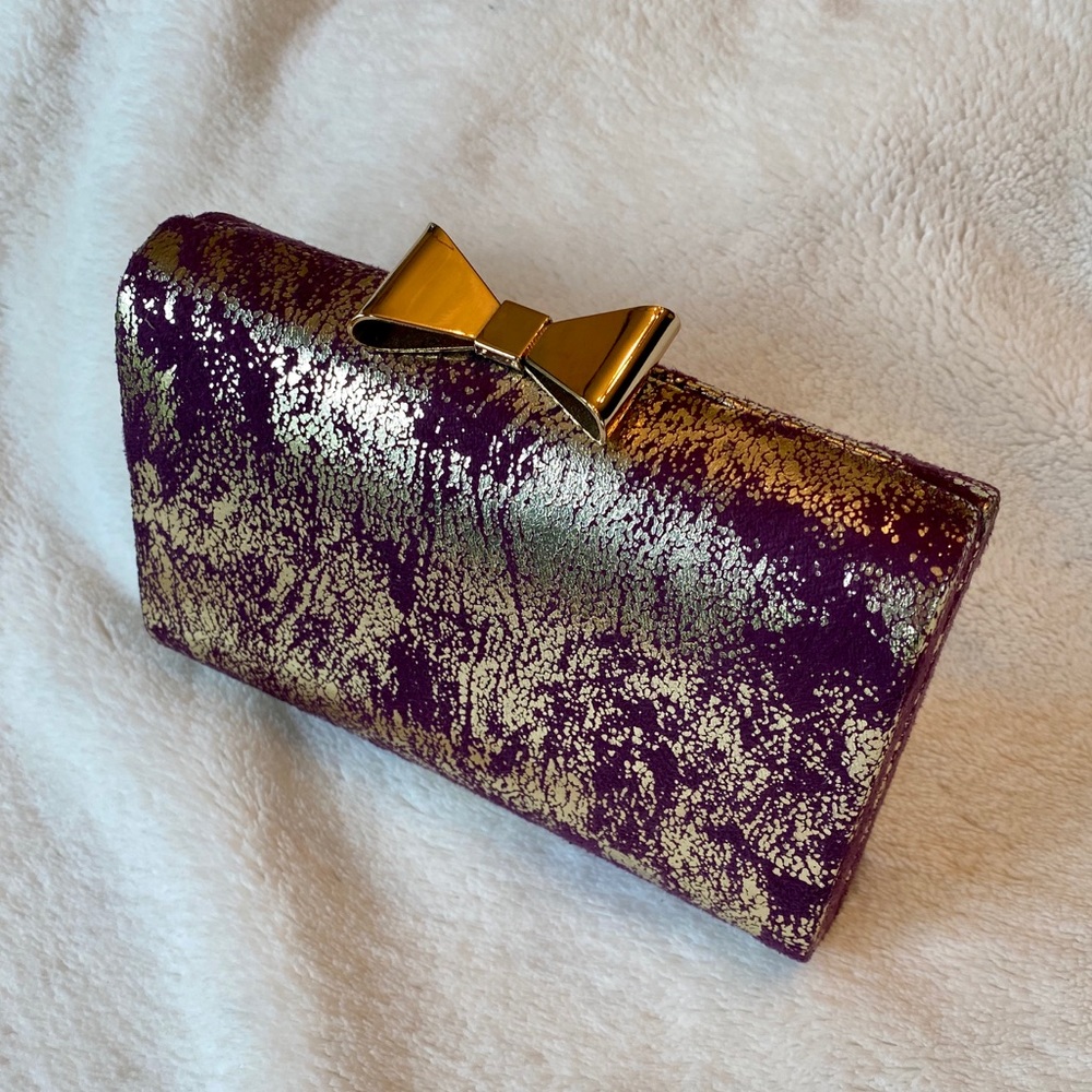 Tarte Clutch